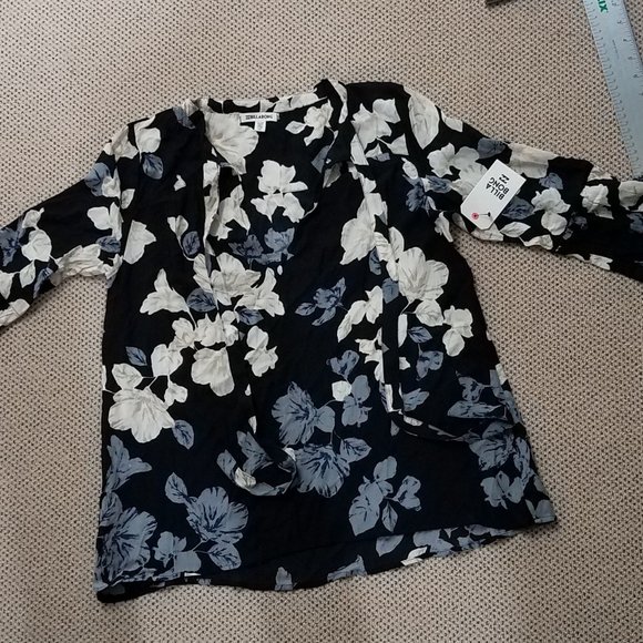 Billabong Tops - NWT Billabong Large Birds On High Shirt